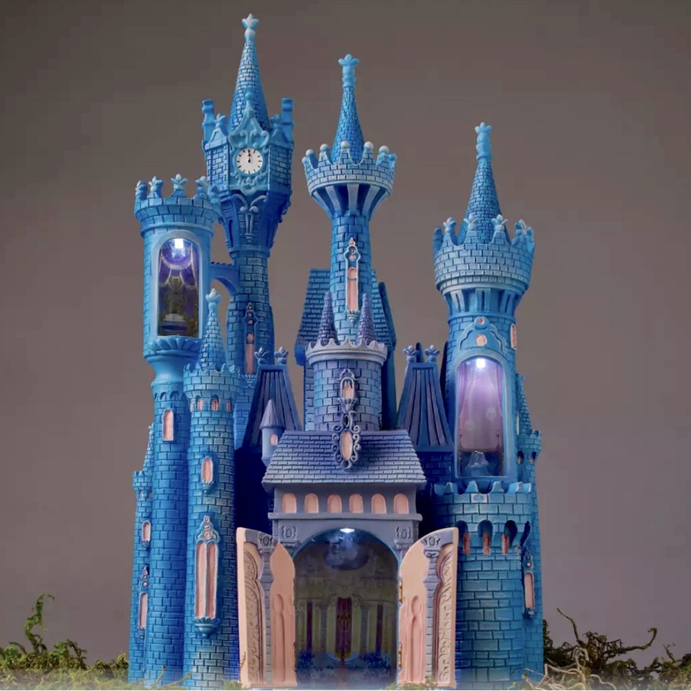 ❌❌SOLD❌❌Cinderella Castle Light Up Figurine Limited Release from Disney 70th Anv